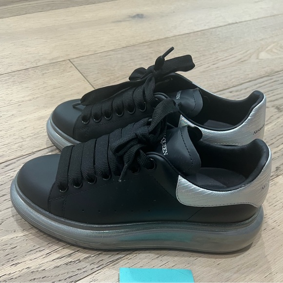 🌈 Alexander McQueen Oversized Iridescent Leather Clear Sole Sneakers - Picture 2 of 8